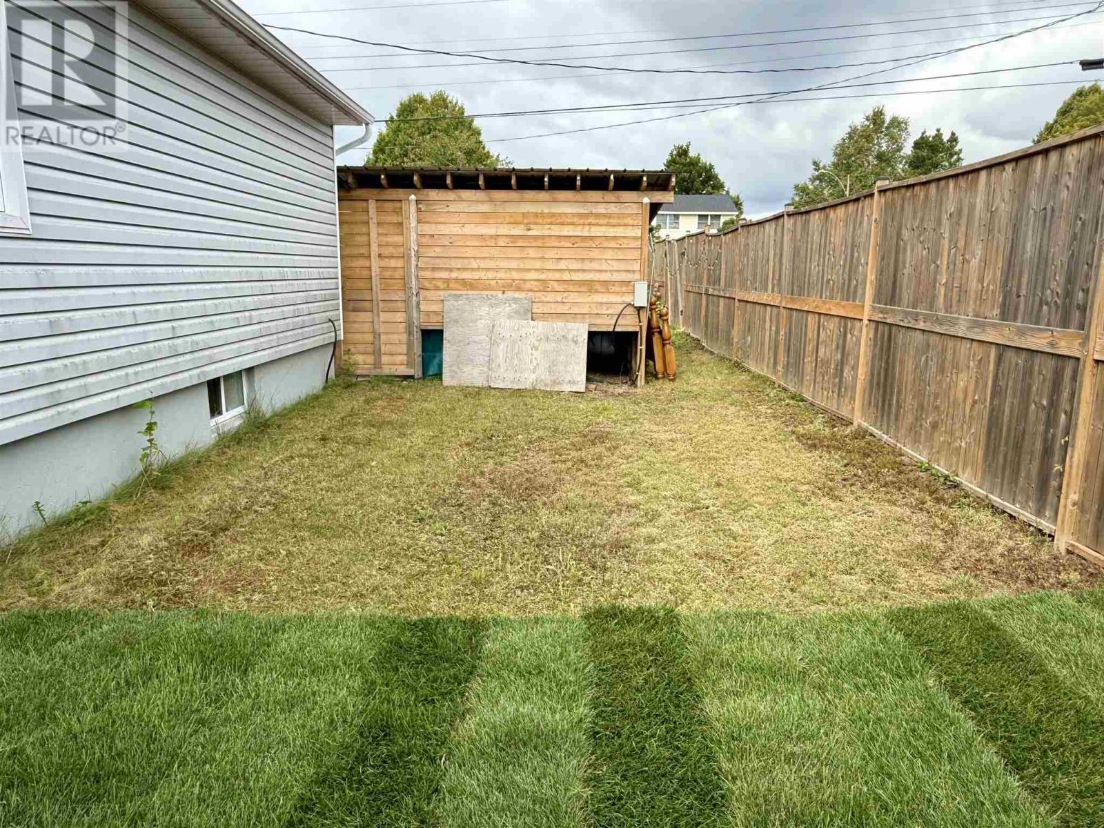 26 Hart Rd, Elliot Lake, Ontario  P5A 1R1 - Photo 18 - SM253082