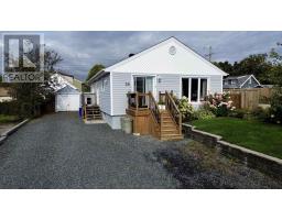 26 HART RD, Elliot Lake, Ontario