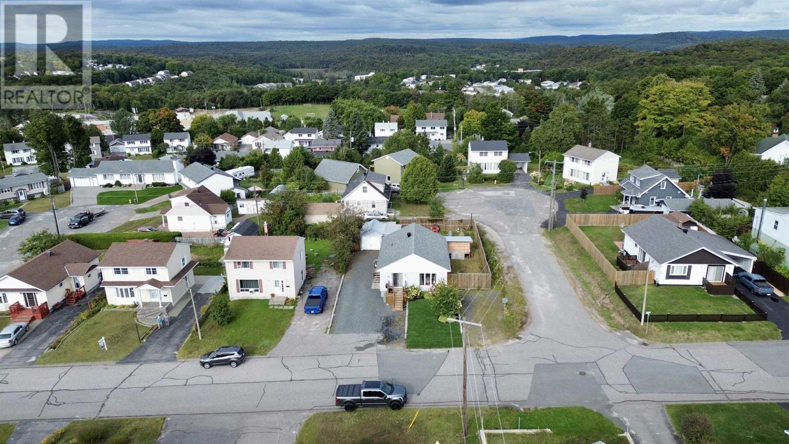 26 Hart Rd, Elliot Lake, Ontario  P5A 1R1 - Photo 6 - SM253082