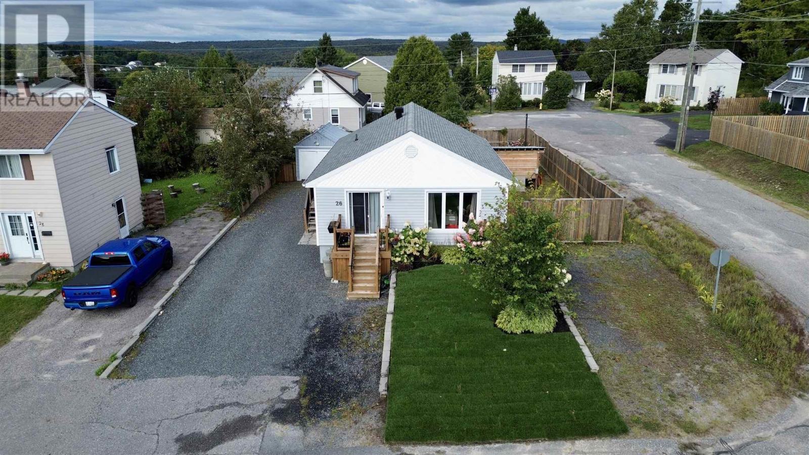 26 Hart Rd, Elliot Lake, Ontario  P5A 1R1 - Photo 4 - SM253082