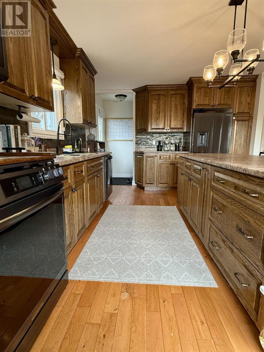 26 Hart Rd, Elliot Lake, Ontario  P5A 1R1 - Photo 21 - SM253082