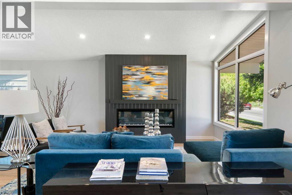 1039 Lake Bonavista Drive Se, Calgary, Alberta  T2J 0N8 - Photo 4 - A2262749