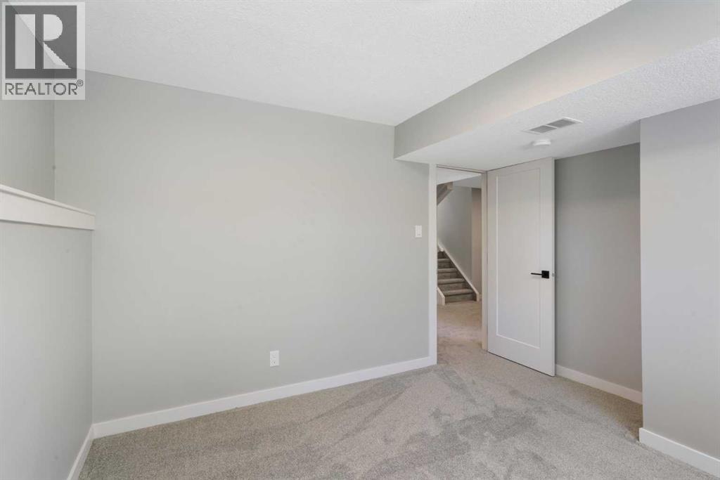 1039 Lake Bonavista Drive Se, Calgary, Alberta  T2J 0N8 - Photo 38 - A2262749