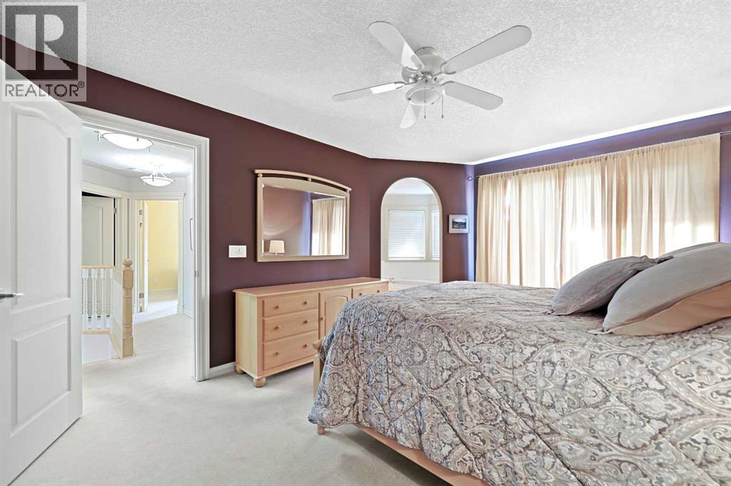 41 Strathridge Crescent Sw, Calgary, Alberta  T3H 3R9 - Photo 24 - A2267148