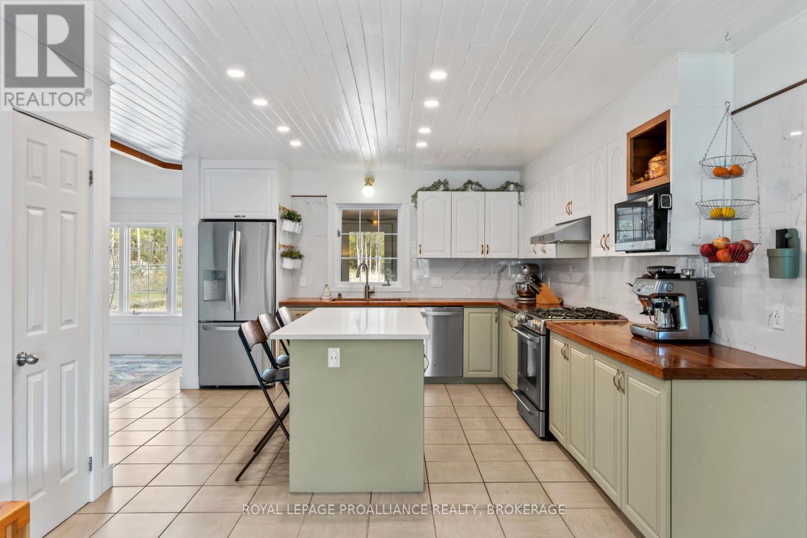 4890 North Shore Crescent, Frontenac (Frontenac South), Ontario  K0H 2L0 - Photo 14 - X12502162