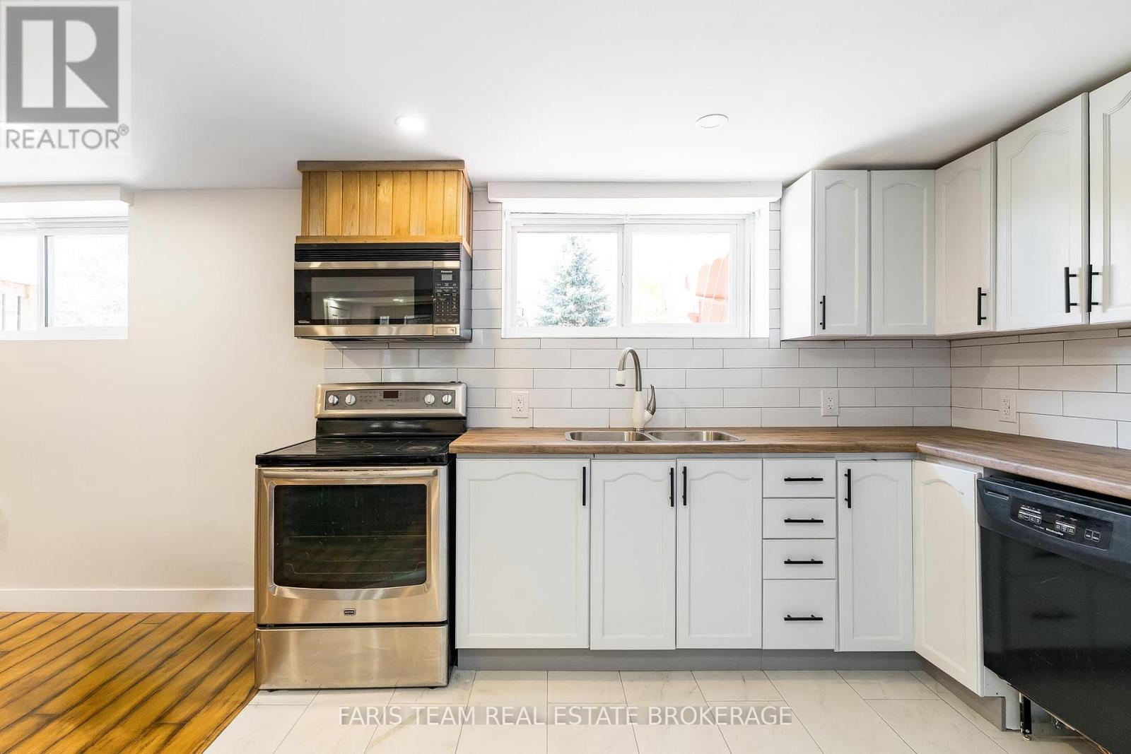 2003 Inglewood Drive, Innisfil, Ontario  L9S 1Z1 - Photo 19 - N12501810