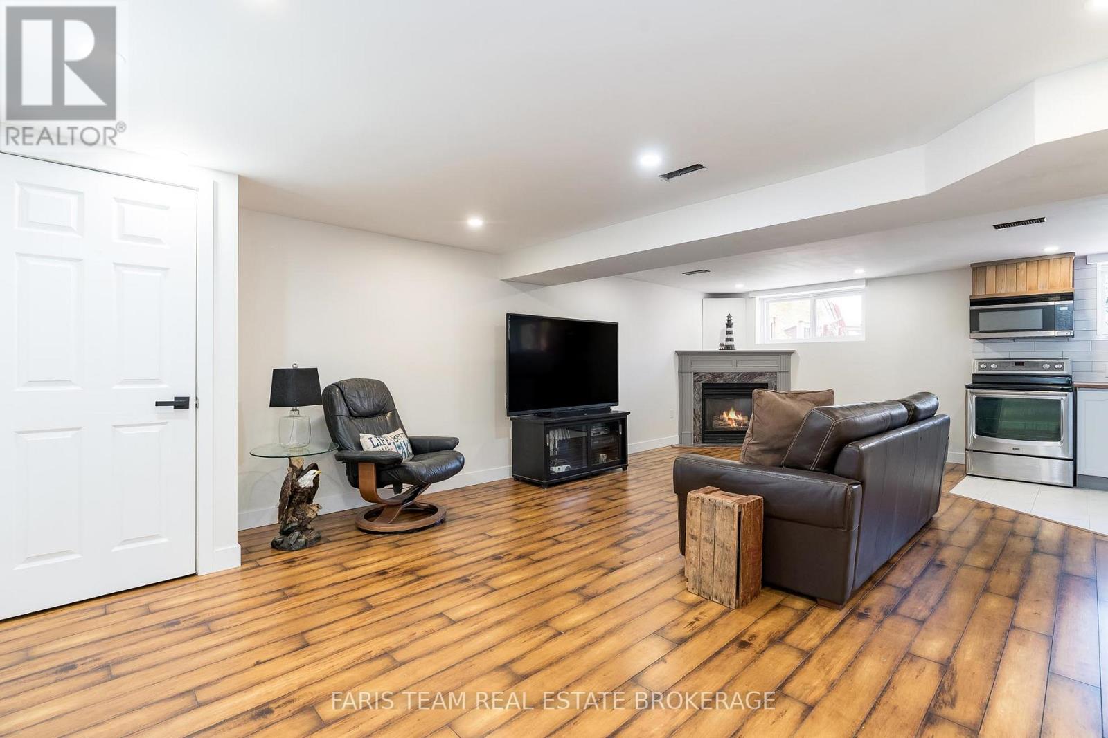 2003 Inglewood Drive, Innisfil, Ontario  L9S 1Z1 - Photo 20 - N12501810