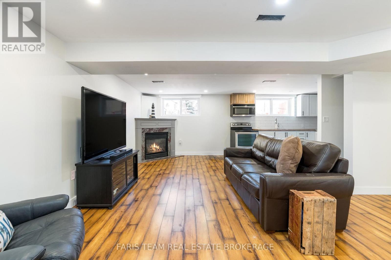 2003 Inglewood Drive, Innisfil, Ontario  L9S 1Z1 - Photo 21 - N12501810