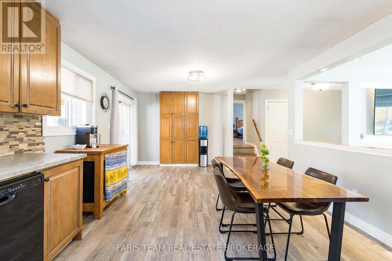 2003 Inglewood Drive, Innisfil, Ontario  L9S 1Z1 - Photo 9 - N12501810