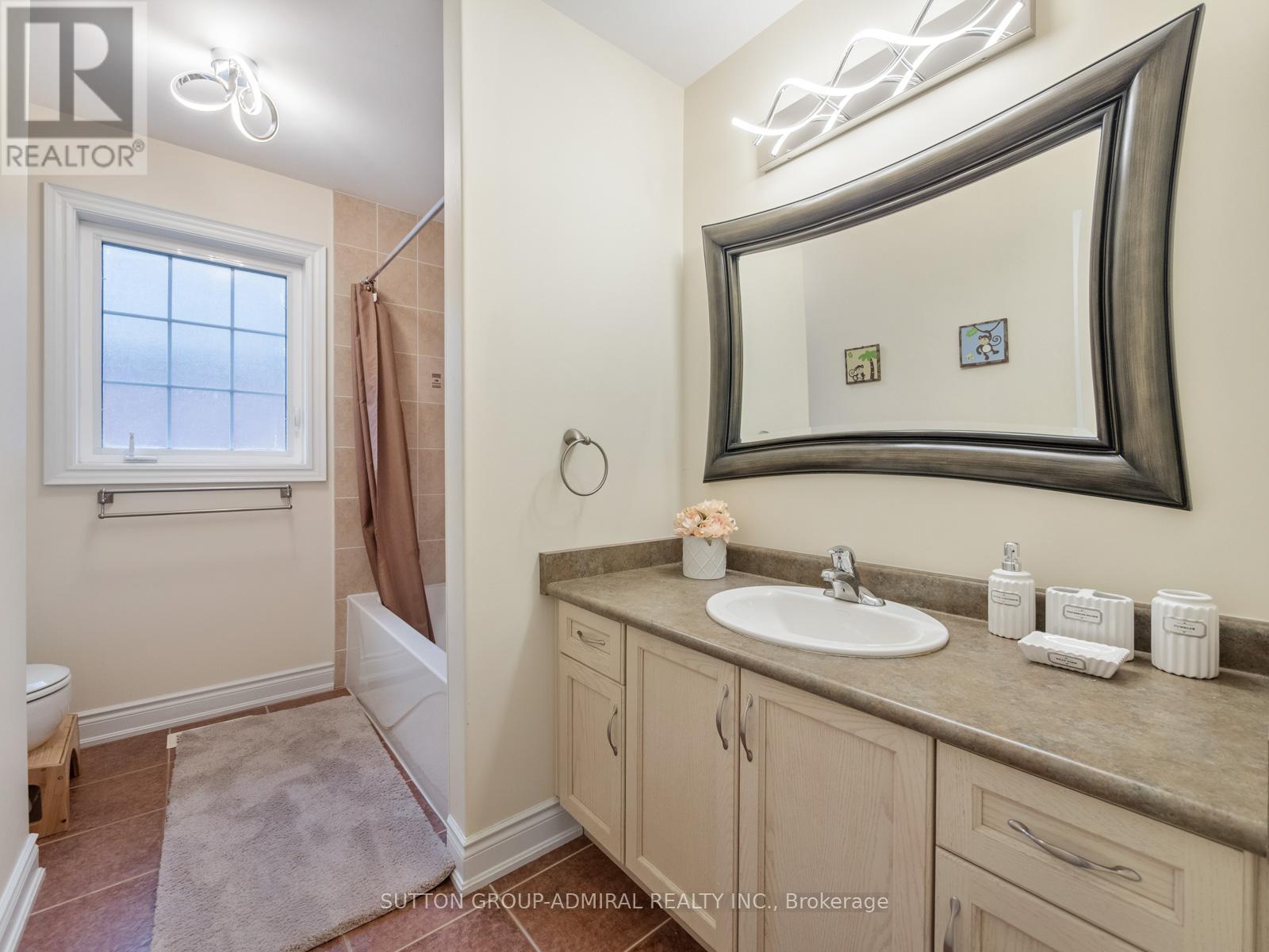 232 Luca Avenue, Vaughan, Ontario  L6A 0X3 - Photo 22 - N12501812