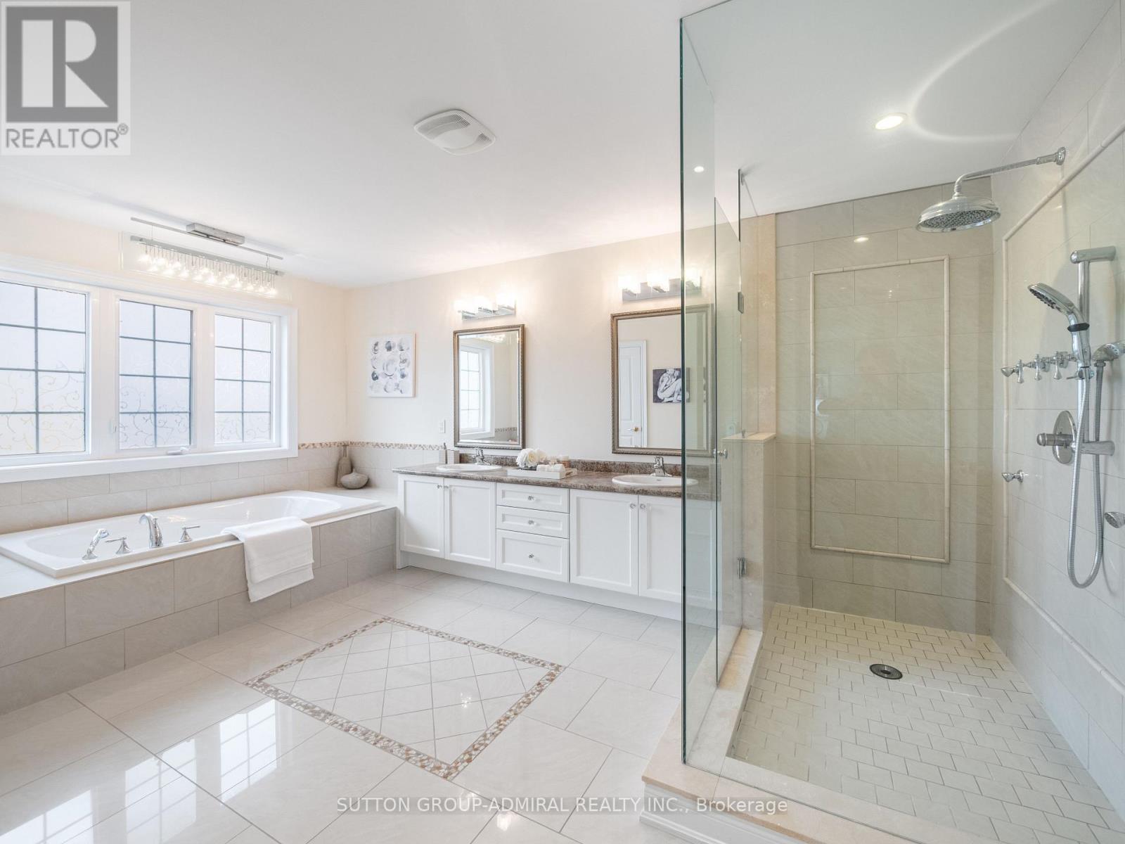 232 Luca Avenue, Vaughan, Ontario  L6A 0X3 - Photo 29 - N12501812