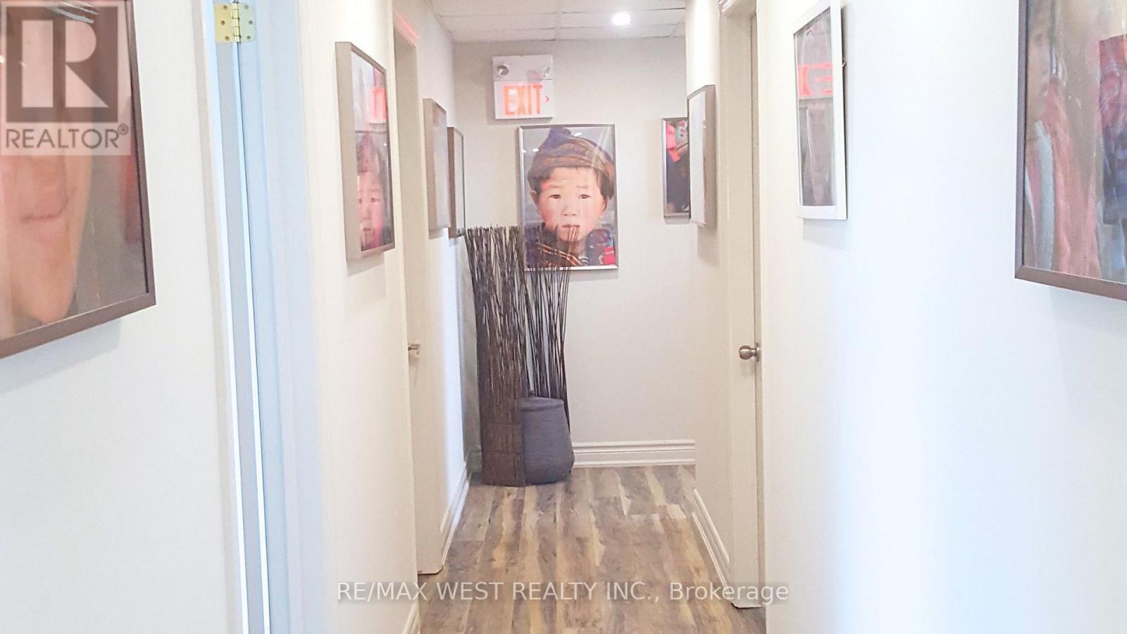 17 - 115 Woodstream Boulevard, Vaughan, Ontario  L4L 8K5 - Photo 6 - N12501824