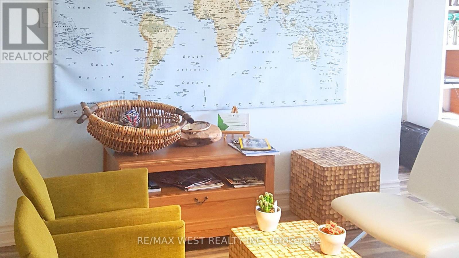 17 - 115 Woodstream Boulevard, Vaughan, Ontario  L4L 8K5 - Photo 8 - N12501824