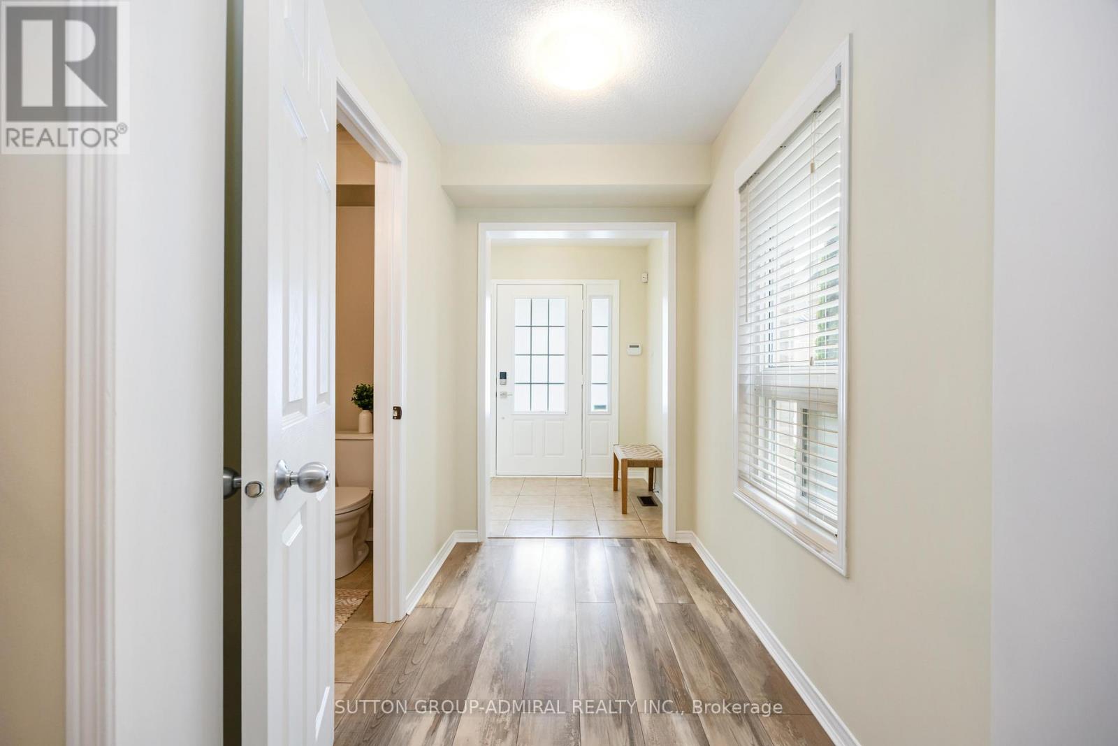 135 Armstrong Crescent, Bradford West Gwillimbury (Bradford), Ontario  L3Z 0L3 - Photo 7 - N12501930