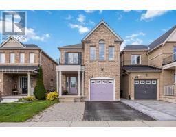 135 ARMSTRONG CRESCENT, Bradford West Gwillimbury, Ontario