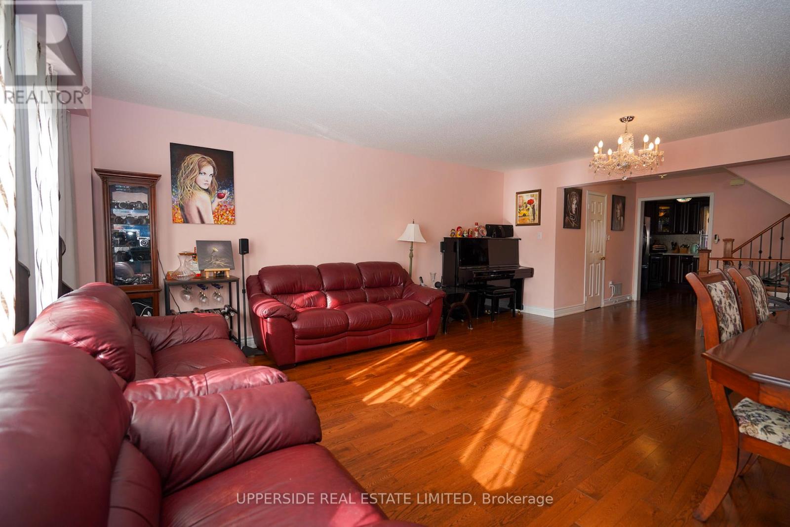 76 Sassafras Circle, Vaughan, Ontario  L4J 8M9 - Photo 2 - N12501938