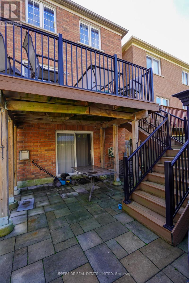 76 Sassafras Circle, Vaughan, Ontario  L4J 8M9 - Photo 7 - N12501938