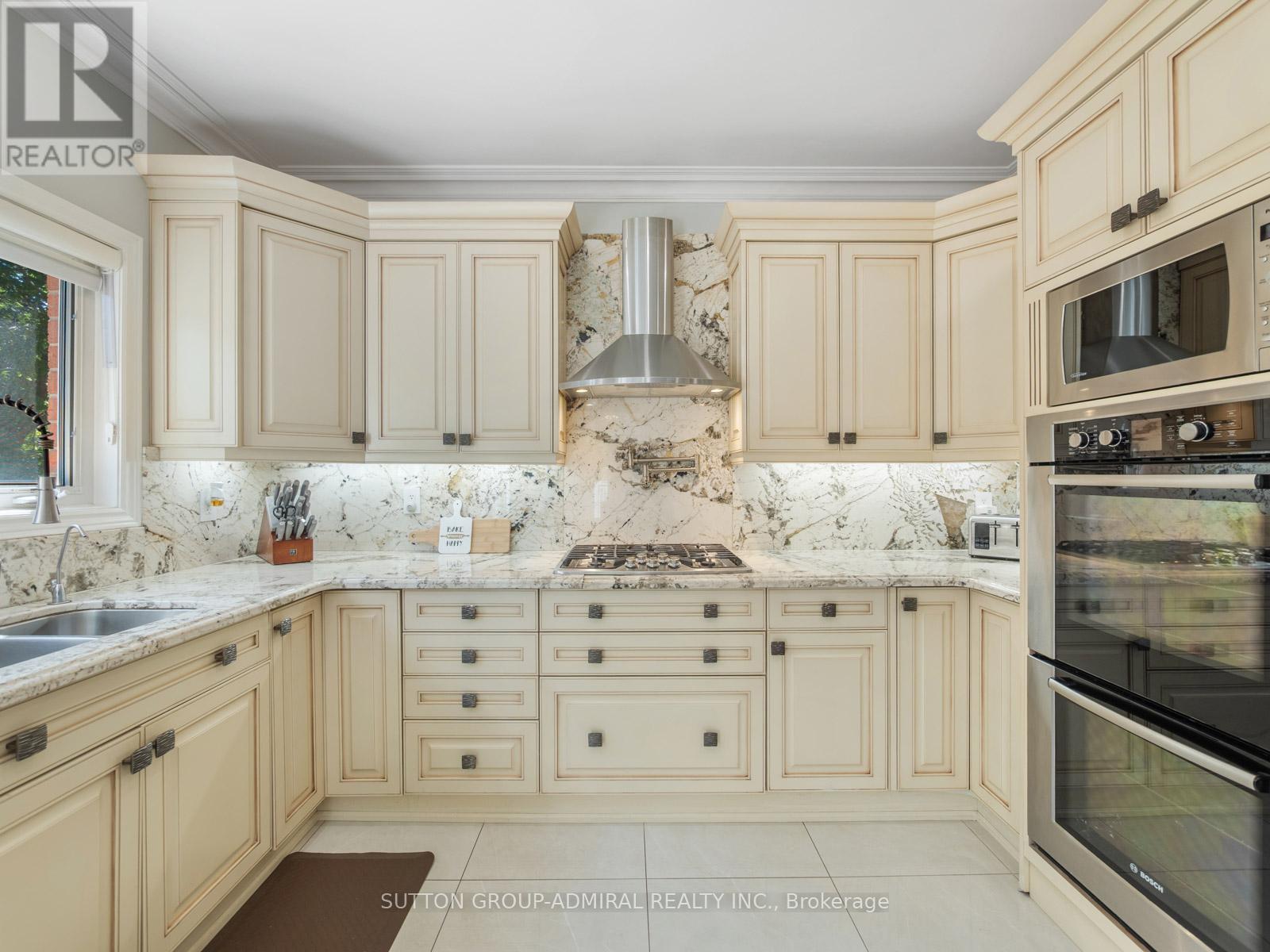 (Main & 2nd Floor) - 60 Starwood Road, Vaughan, Ontario  L4J 9C9 - Photo 12 - N12501946