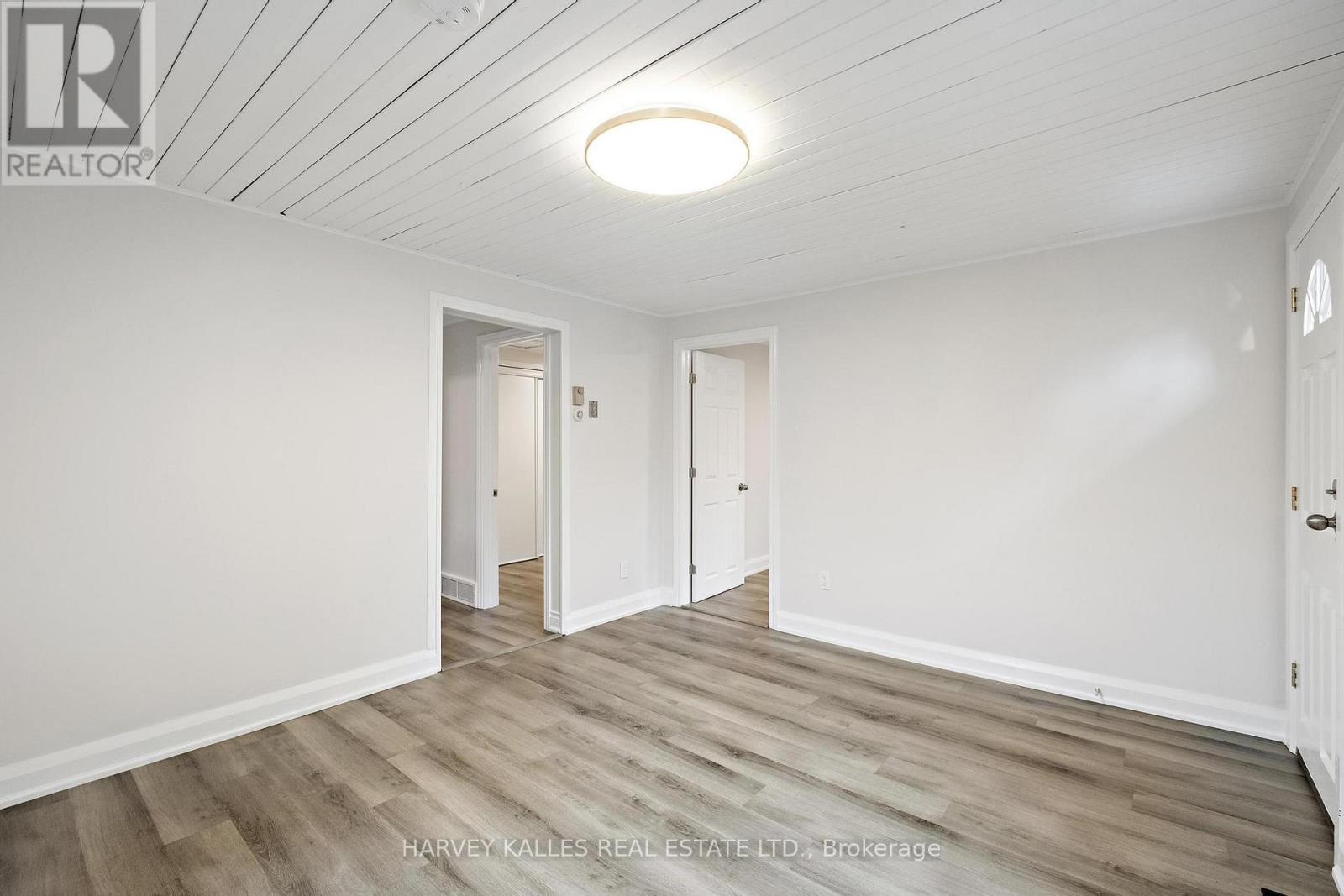 158 Ruggles Avenue, Richmond Hill, Ontario  L4C 1Y4 - Photo 12 - N12502010