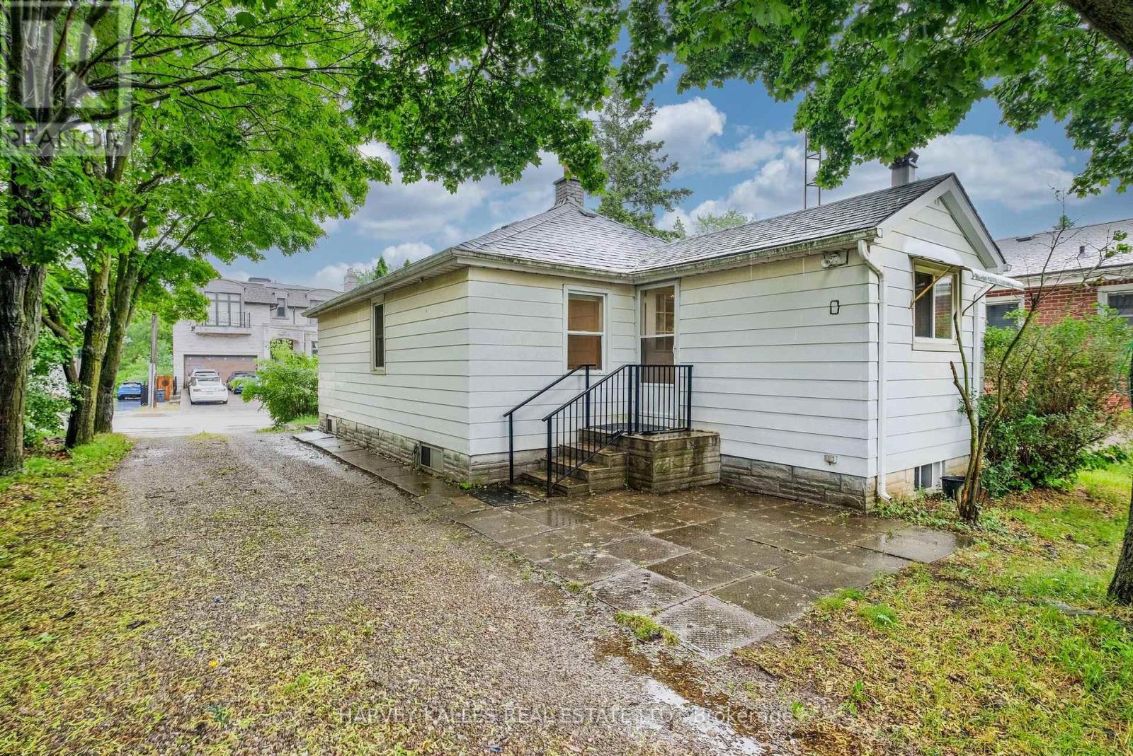 158 Ruggles Avenue, Richmond Hill, Ontario  L4C 1Y4 - Photo 20 - N12502010