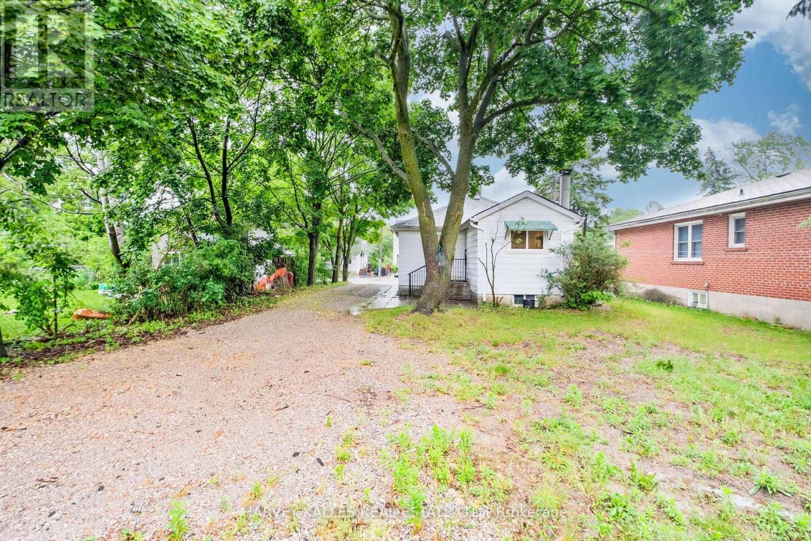 158 Ruggles Avenue, Richmond Hill, Ontario  L4C 1Y4 - Photo 22 - N12502010