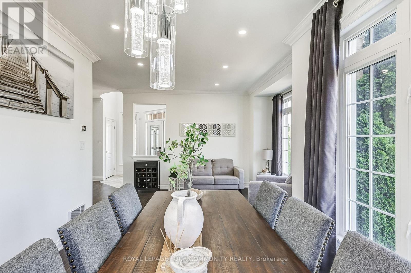 2 Green Darner Trail, Bradford West Gwillimbury (Bradford), Ontario  L3Z 0M1 - Photo 7 - N12502022