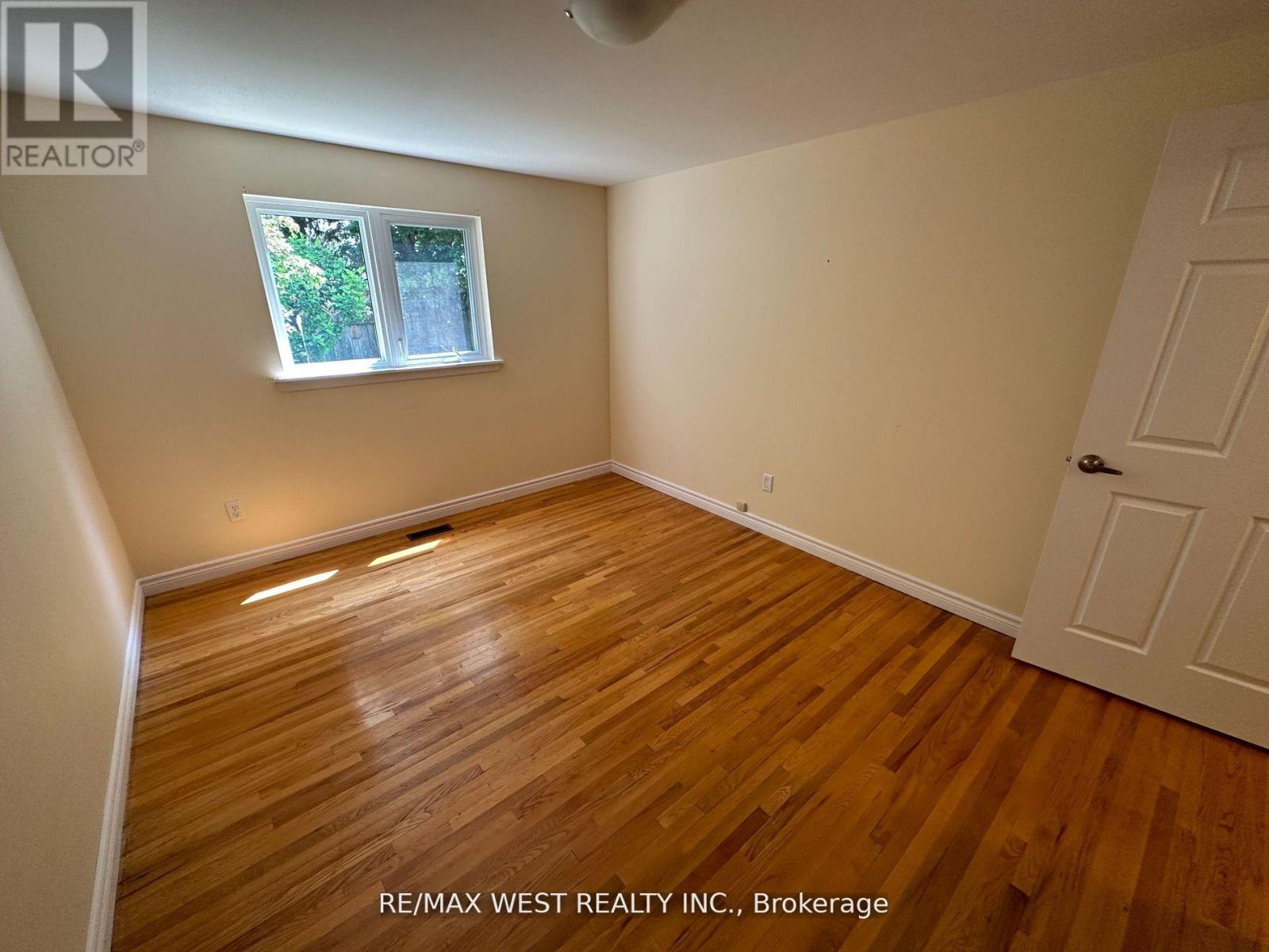 15 Tracey Drive, New Tecumseth, Ontario  L9R 1M2 - Photo 27 - N12502026