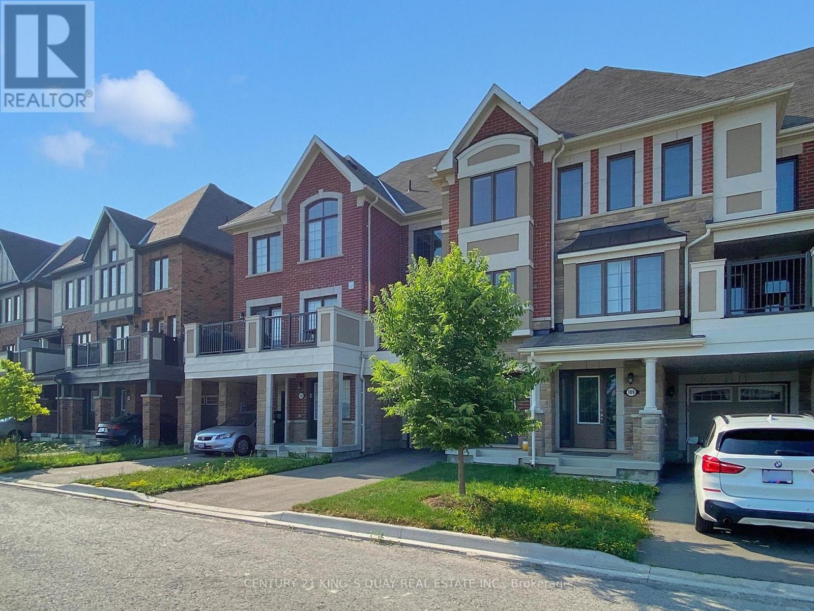 107 Mcalister Avenue, Richmond Hill, Ontario  L4S 0L2 - Photo 3 - N12502028