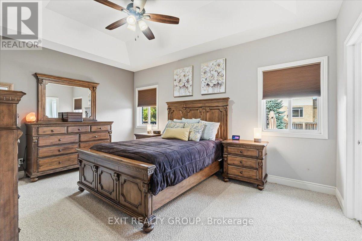 14 Cavendish Drive, Belleville, Ontario K8N 0C2 - Photo 21 - X12502170