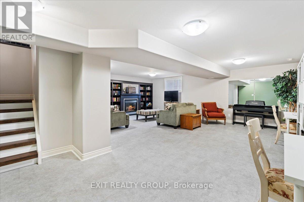 14 Cavendish Drive, Belleville, Ontario K8N 0C2 - Photo 24 - X12502170