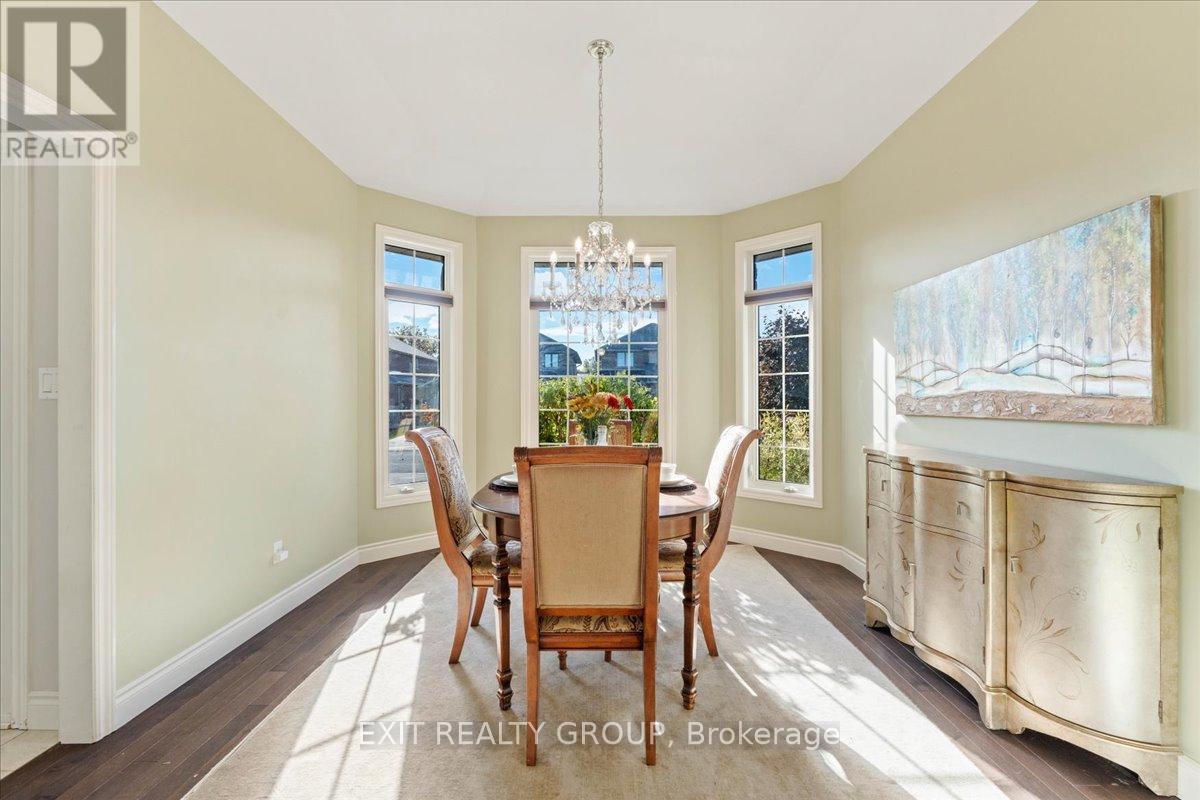 14 Cavendish Drive, Belleville, Ontario K8N 0C2 - Photo 6 - X12502170