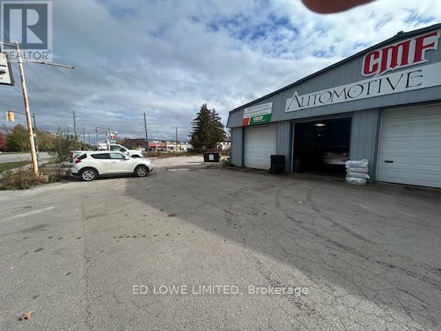 299 Atherley Road, Orillia, Ontario  L3V 3Y9 - Photo 3 - S12501862