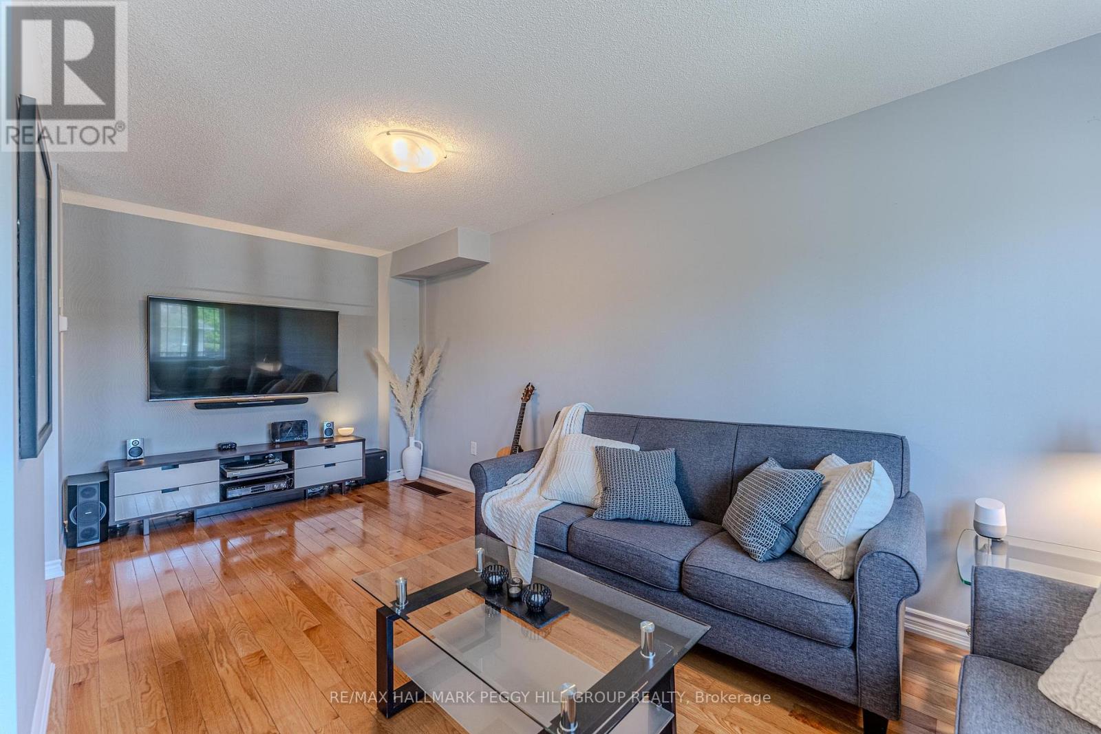 35 - 209 Harvie Road, Barrie, Ontario  L4N 9P8 - Photo 9 - S12502114