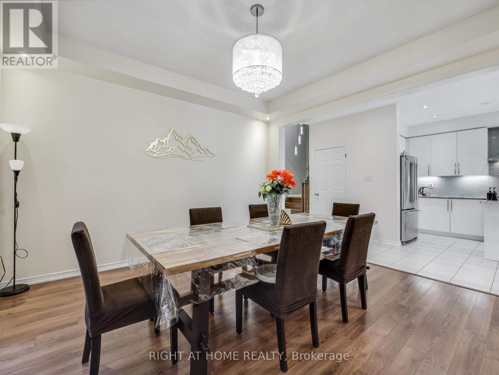 51 Cheevers Road, Brantford, Ontario  N3T 0K3 - Photo 14 - X12467419