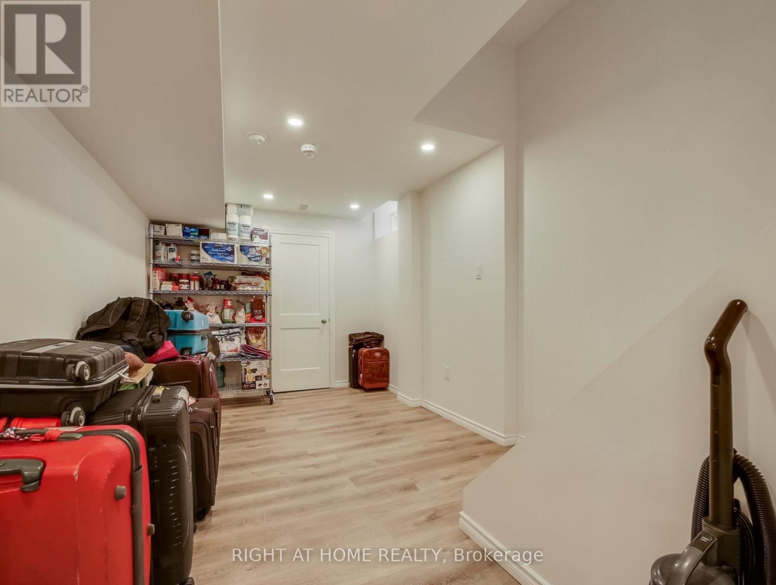 51 Cheevers Road, Brantford, Ontario  N3T 0K3 - Photo 39 - X12467419