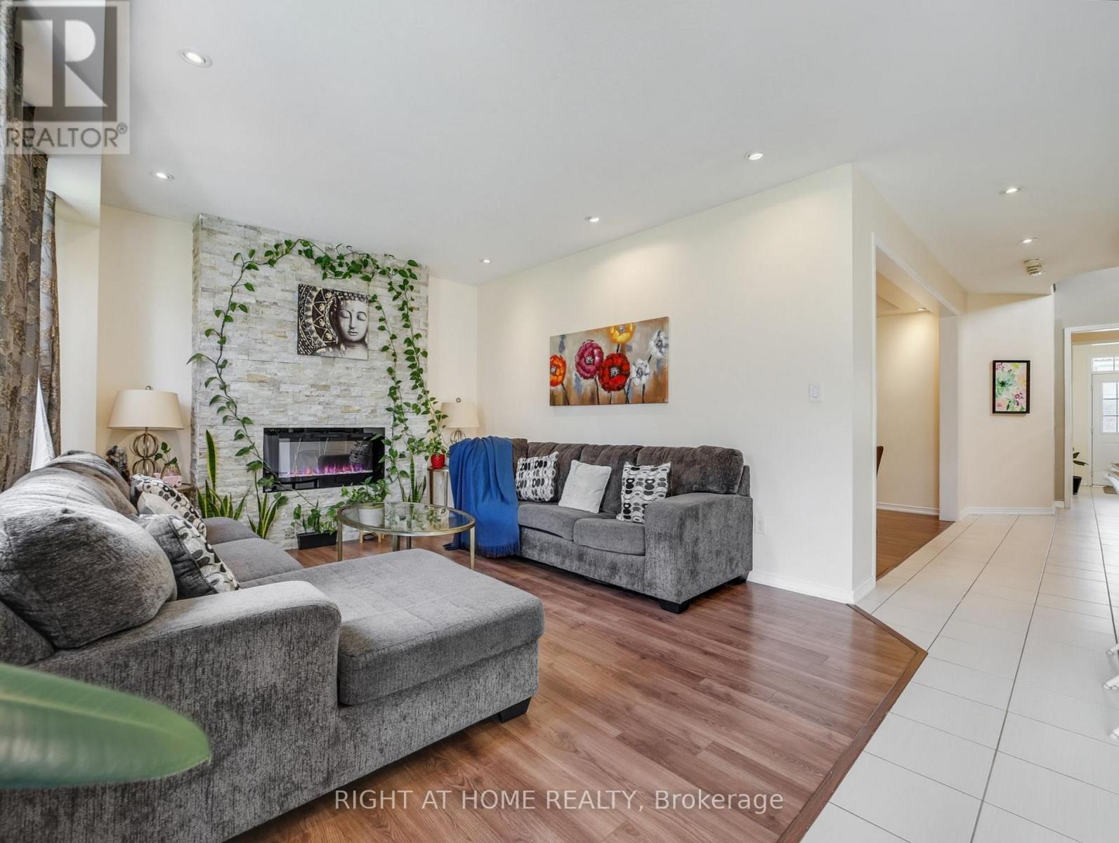 51 Cheevers Road, Brantford, Ontario  N3T 0K3 - Photo 6 - X12467419