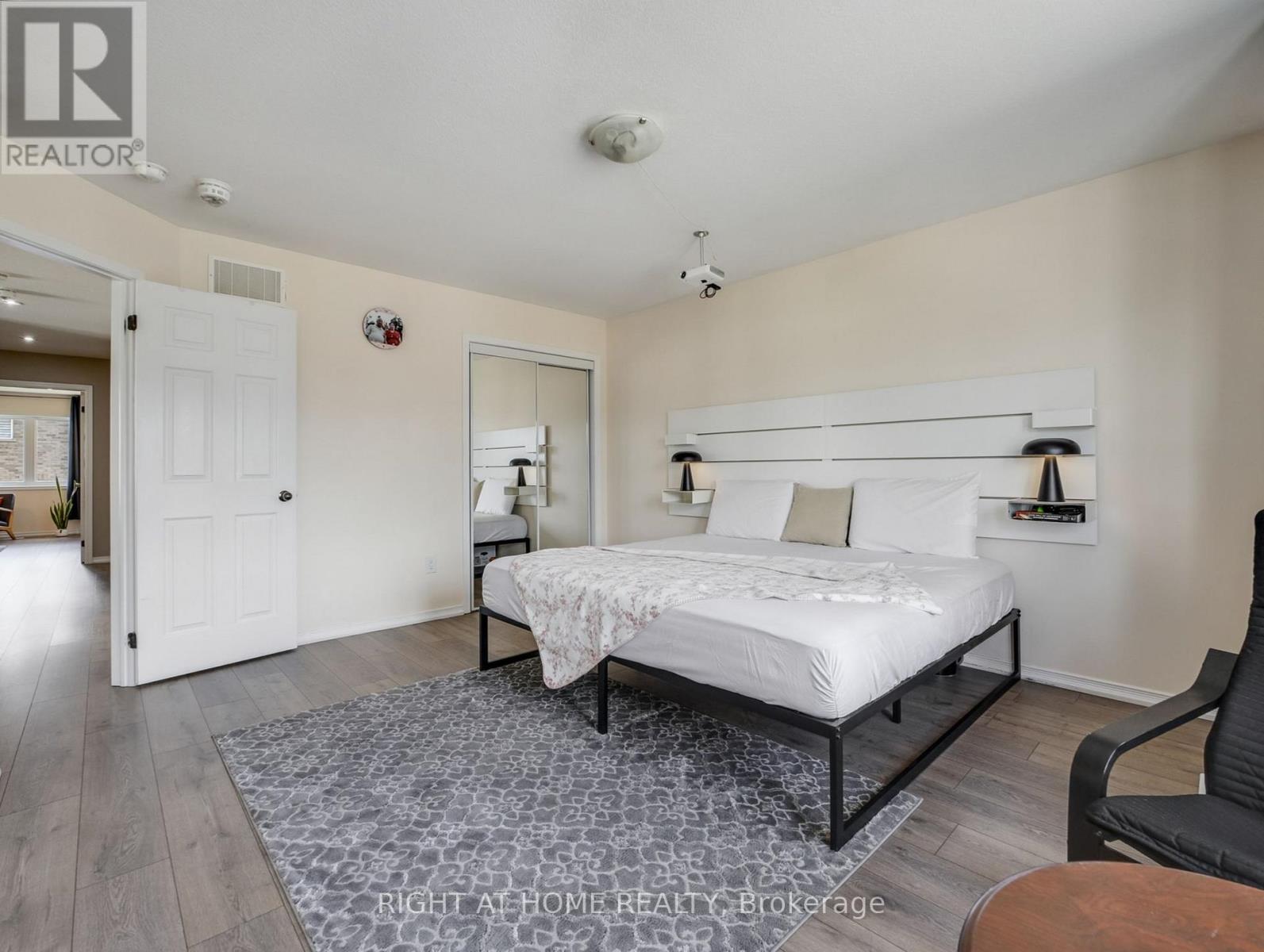 51 Cheevers Road, Brantford, Ontario  N3T 0K3 - Photo 23 - X12467419