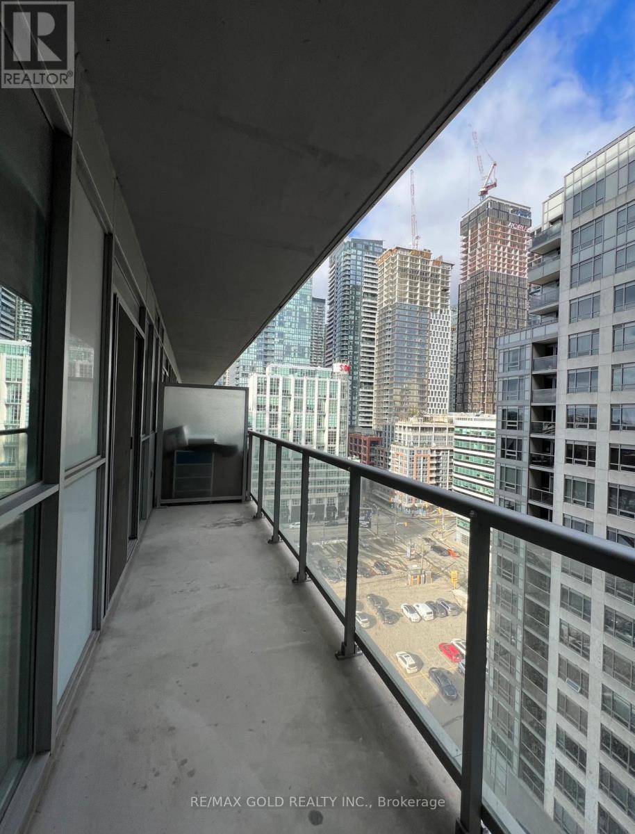 1218 - 352 Front Street W, Toronto (Waterfront Communities), Ontario  M5V 0K3 - Photo 2 - C12486786