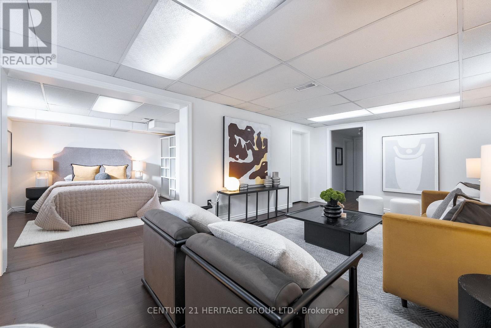 67 Savona Drive, Toronto, Ontario  M8W 4V2 - Photo 28 - W12499068