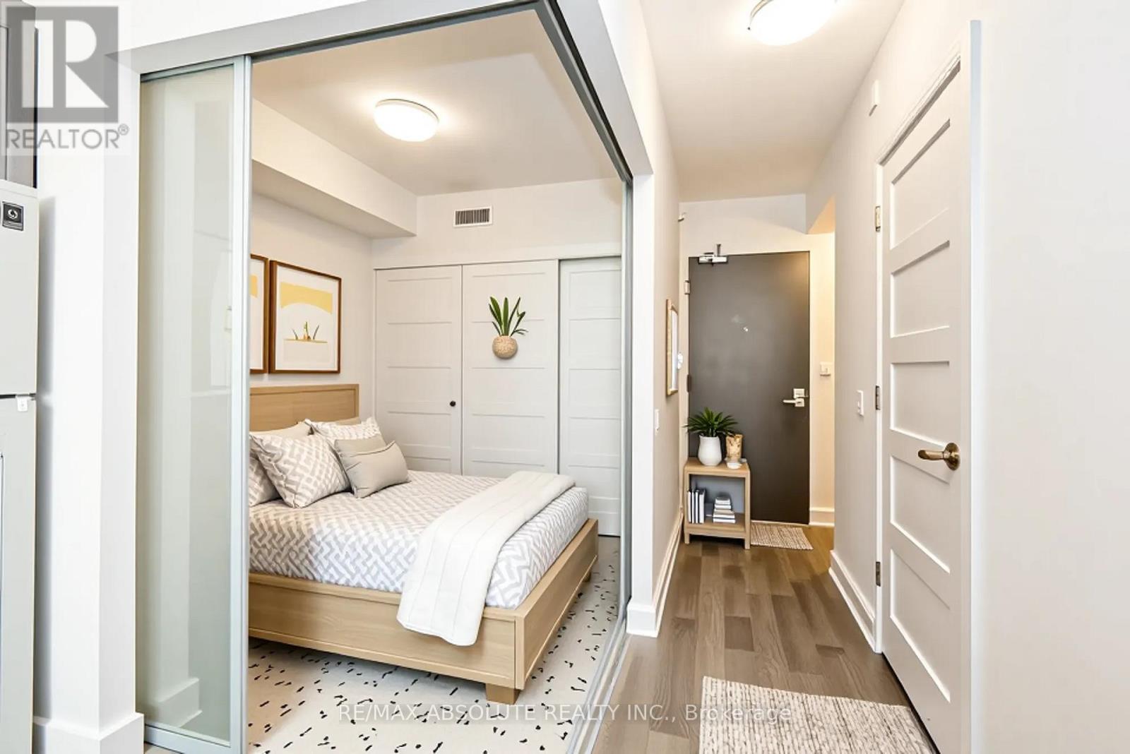 209 - 411 Mackay Street, Ottawa, Ontario  K1M 2C5 - Photo 15 - X12502248