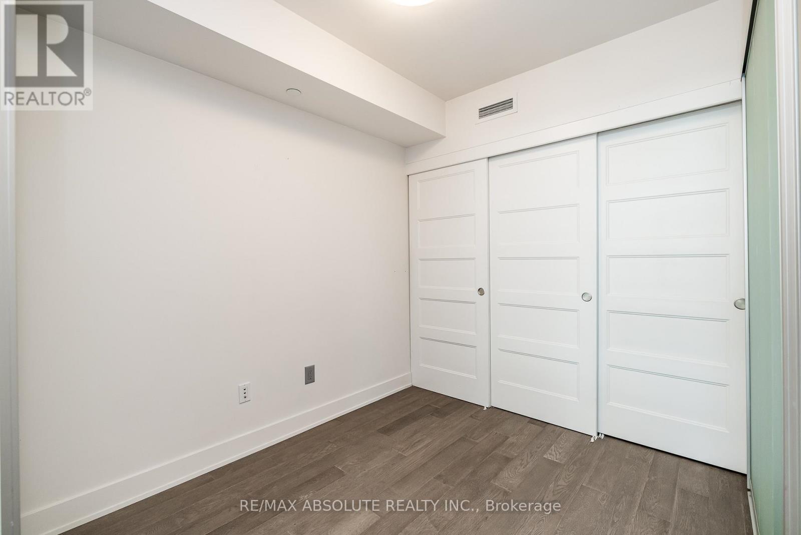 209 - 411 Mackay Street, Ottawa, Ontario  K1M 2C5 - Photo 16 - X12502248