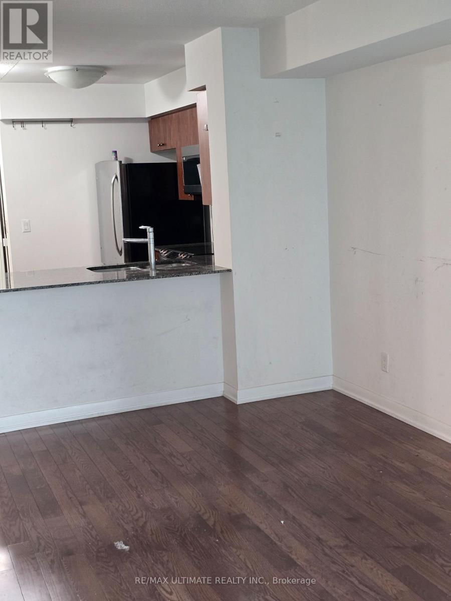 505 - 215 Sherway Gardens, Toronto, Ontario  M9C 0A3 - Photo 5 - W12501818