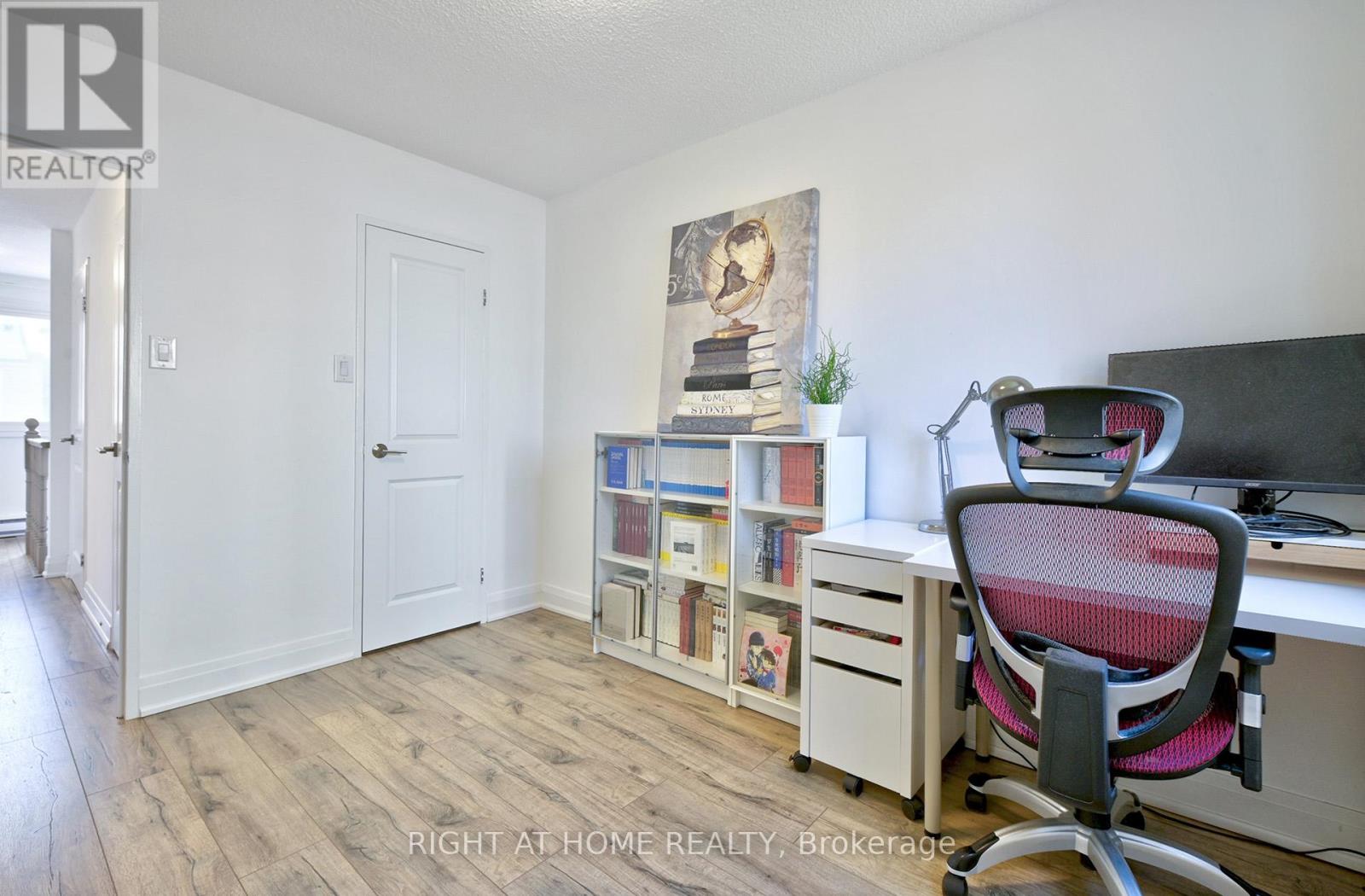 197 - 2170 Bromsgrove Road, Mississauga, Ontario  L5J 4J2 - Photo 27 - W12501836