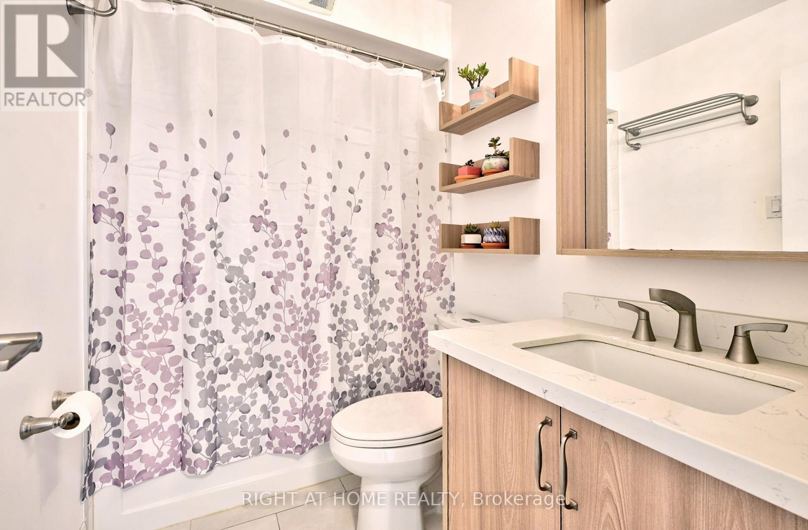 197 - 2170 Bromsgrove Road, Mississauga, Ontario  L5J 4J2 - Photo 28 - W12501836