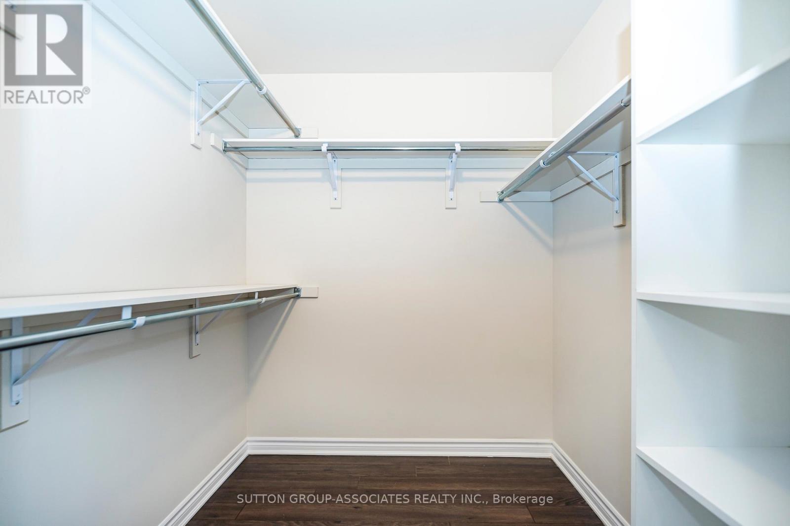 307 - 150 Oak Park Boulevard, Oakville, Ontario  L6H 3P2 - Photo 21 - W12501840