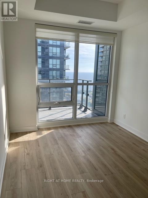 3608 - 2220 Lake Shore Boulevard W, Toronto (Mimico), Ontario  M8V 0C1 - Photo 8 - W12501864