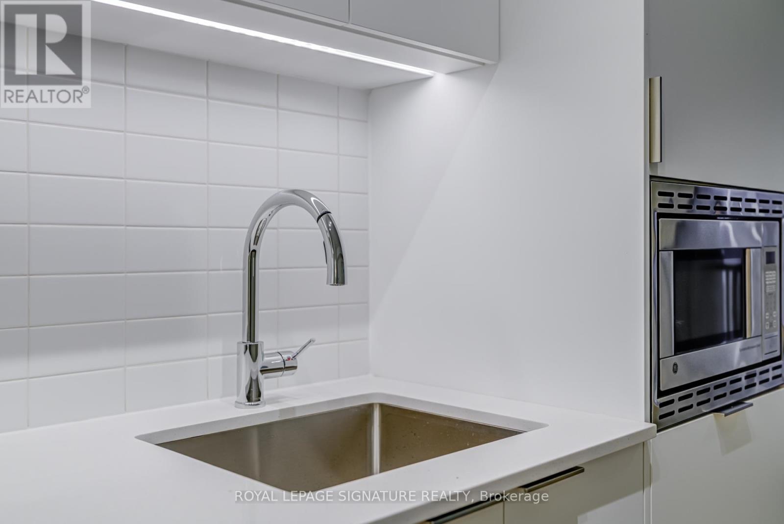 502 - 3071 Trafalgar Road, Oakville (Jm Joshua Meadows), Ontario  L6H 8C6 - Photo 9 - W12501876