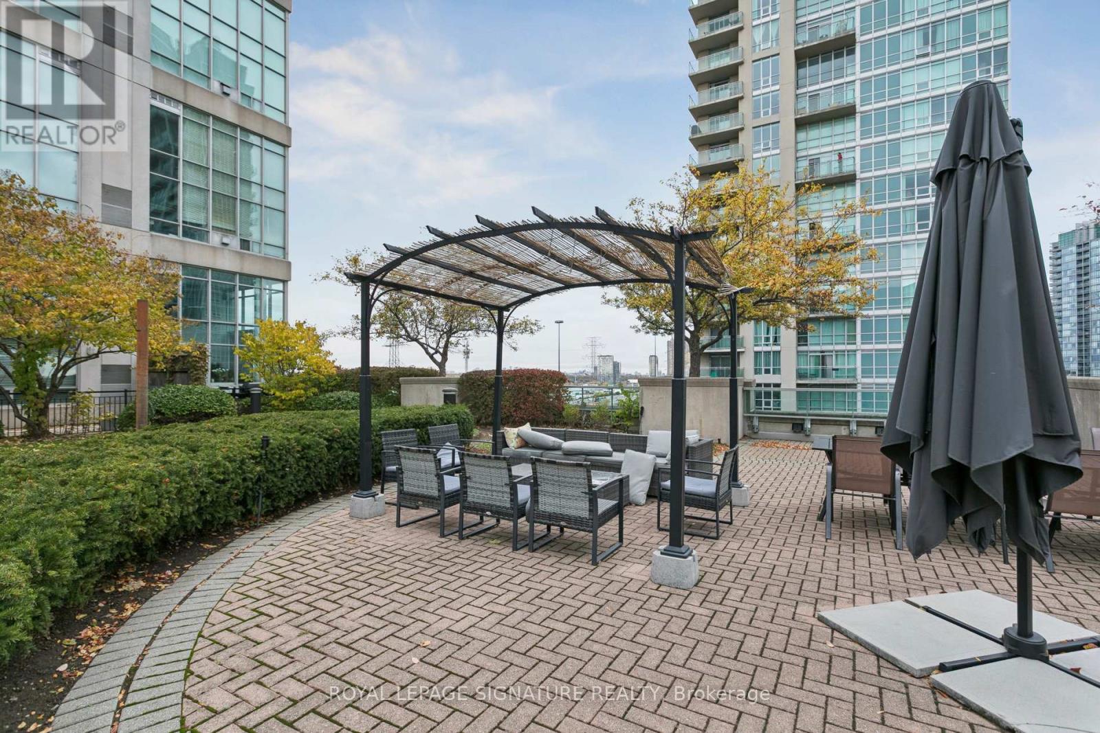 111 - 250 Manitoba Street, Toronto, Ontario  M8Y 4G8 - Photo 29 - W12501914