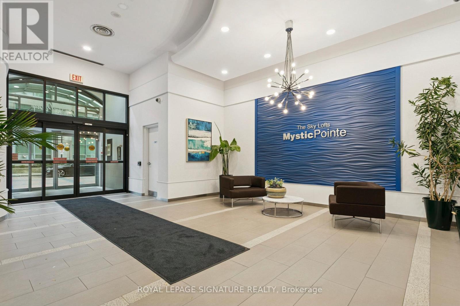 111 - 250 Manitoba Street, Toronto, Ontario  M8Y 4G8 - Photo 3 - W12501914