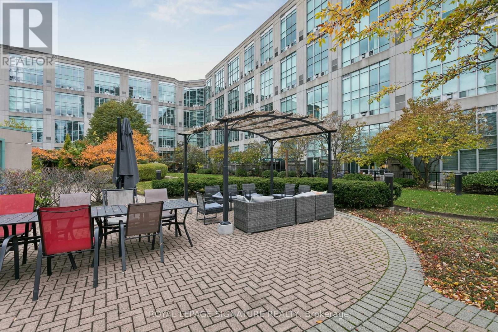 111 - 250 Manitoba Street, Toronto, Ontario  M8Y 4G8 - Photo 30 - W12501914